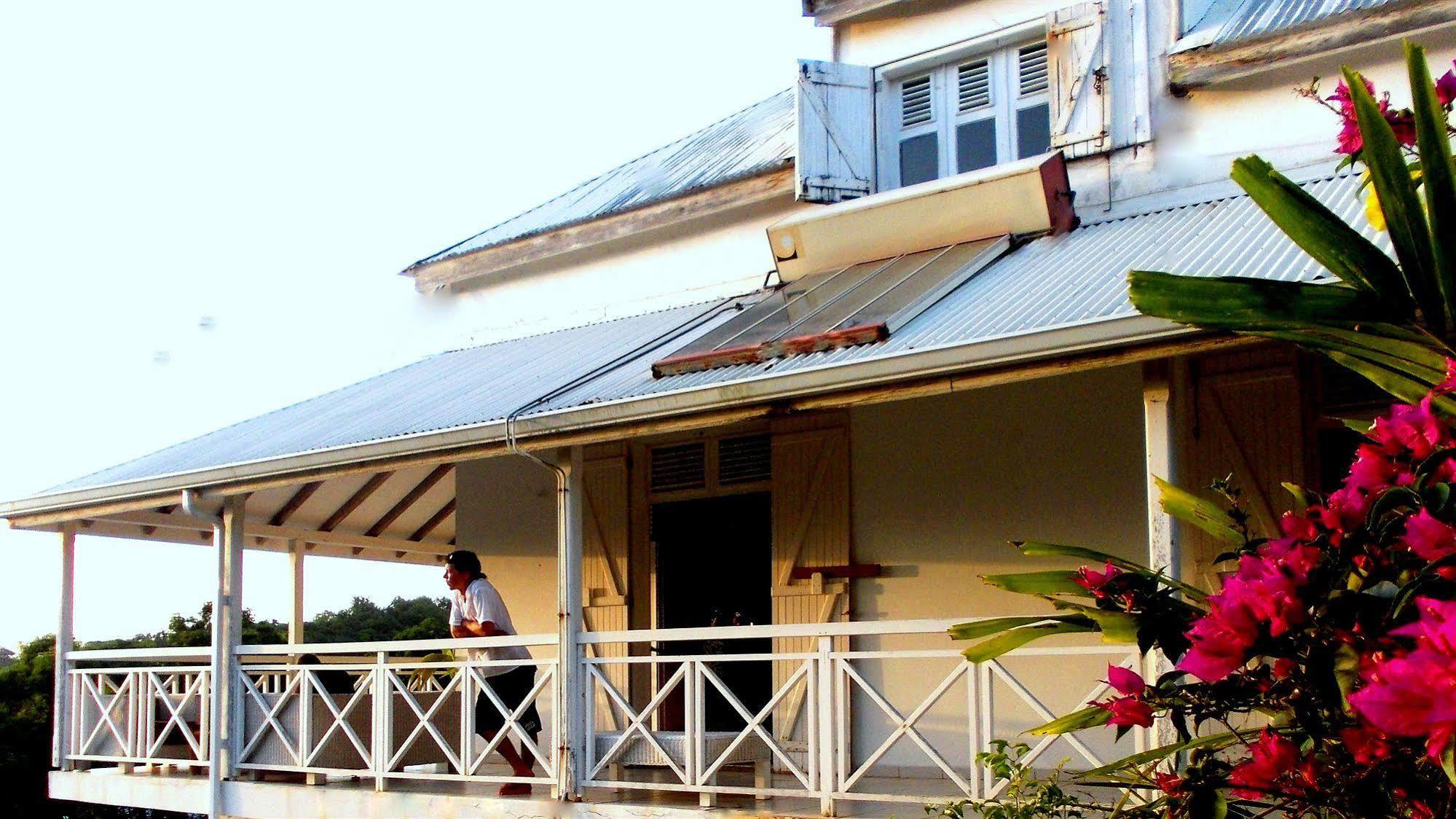 E.Gwada Hostel Le Gosier  Exterior foto